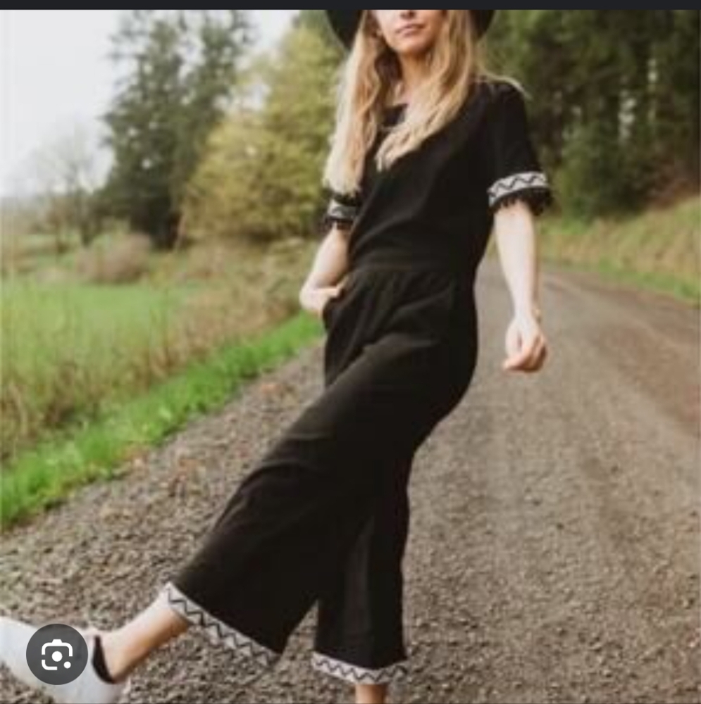 Women's Piper And Scoot Black Jumpsuit Romper White Trim XS
